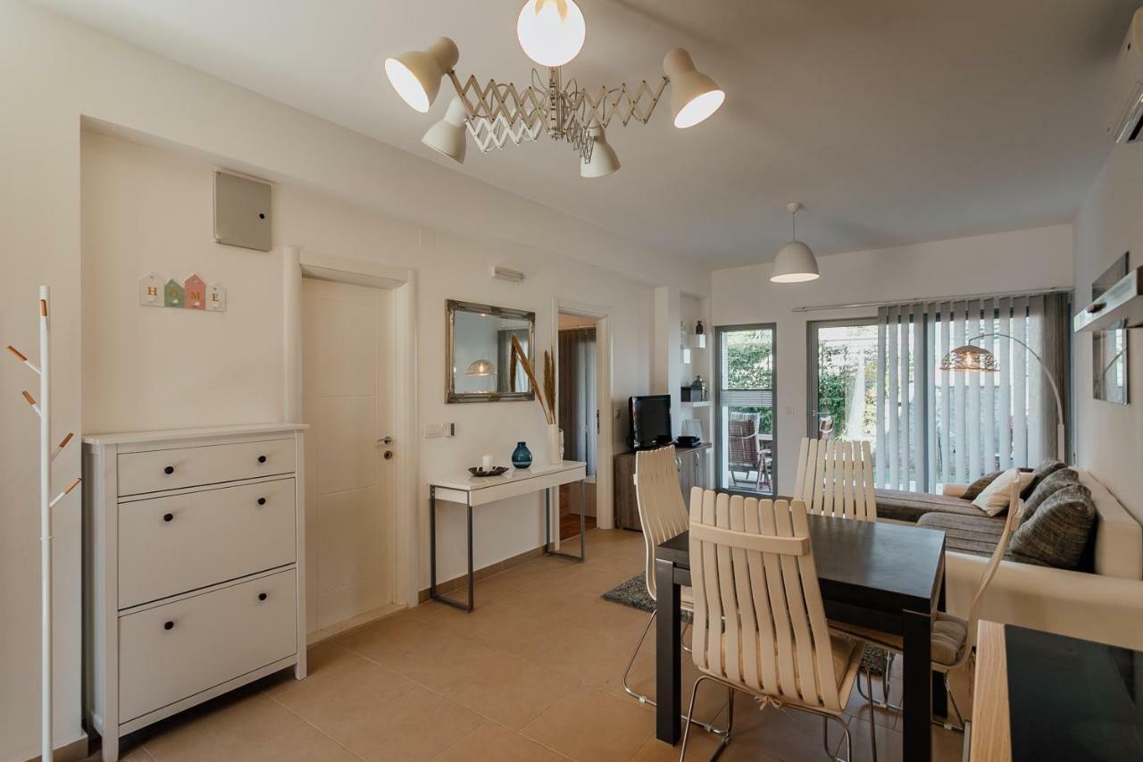 Ferienwohnung Acacia Hill A3 Ðenovići Exterior foto