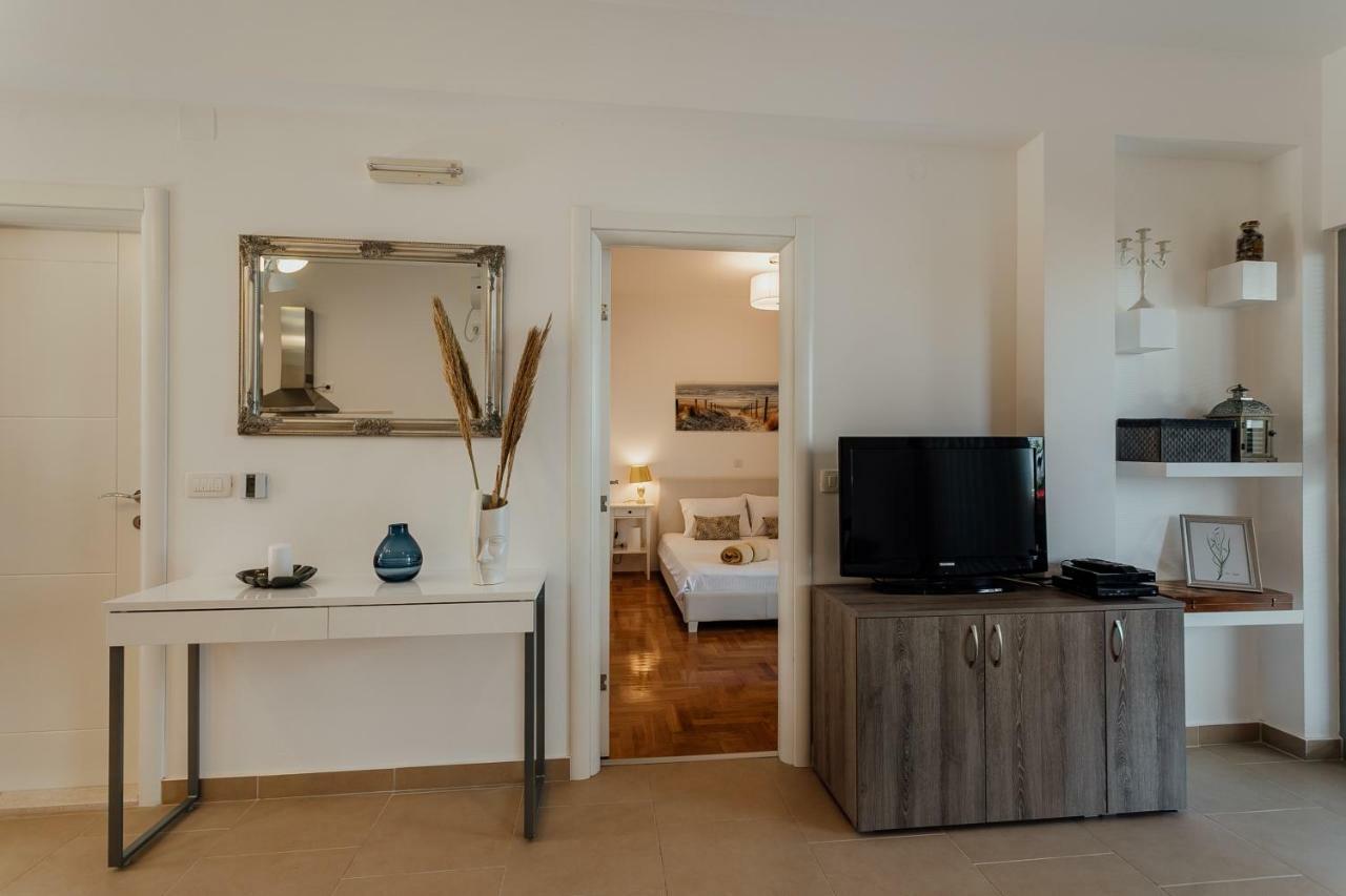 Ferienwohnung Acacia Hill A3 Ðenovići Exterior foto