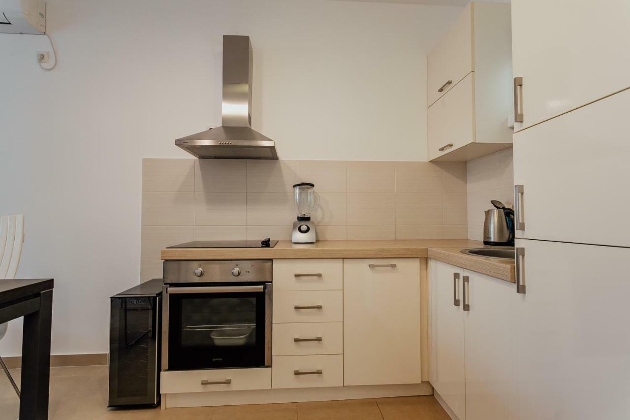 Ferienwohnung Acacia Hill A3 Ðenovići Exterior foto